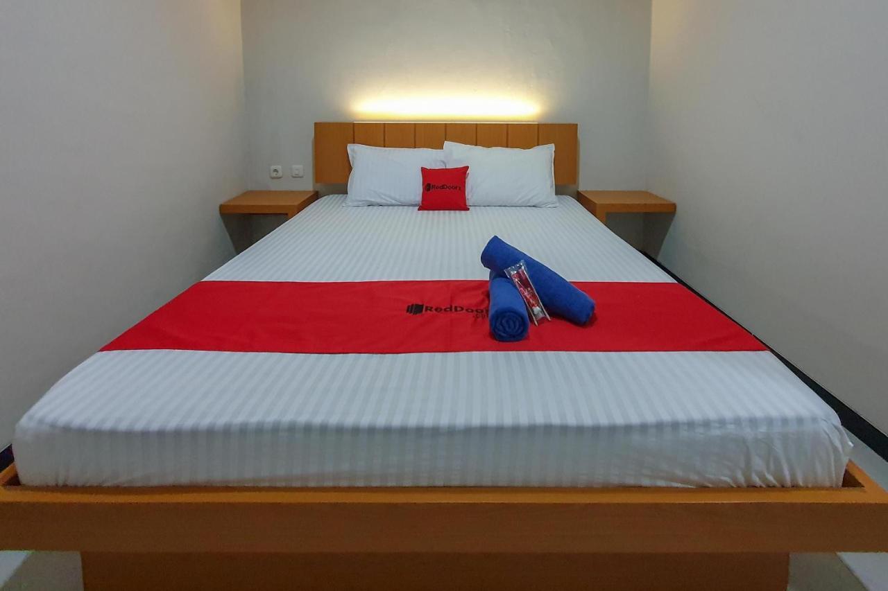 Bonorejo Reddoorz Syariah Near Solo Paragon Mall 2 מראה חיצוני תמונה