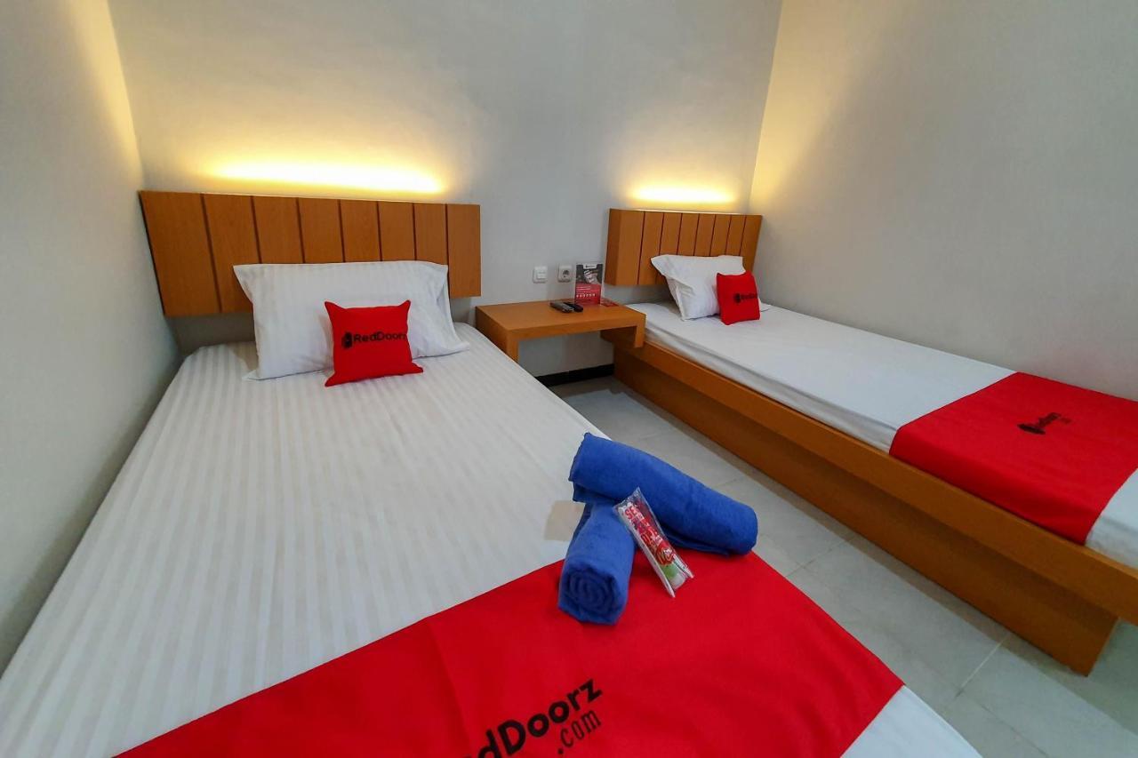 Bonorejo Reddoorz Syariah Near Solo Paragon Mall 2 מראה חיצוני תמונה