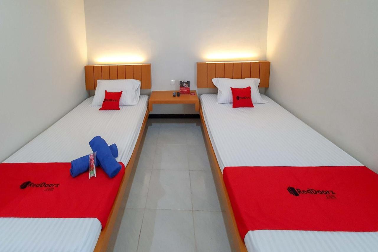 Bonorejo Reddoorz Syariah Near Solo Paragon Mall 2 מראה חיצוני תמונה