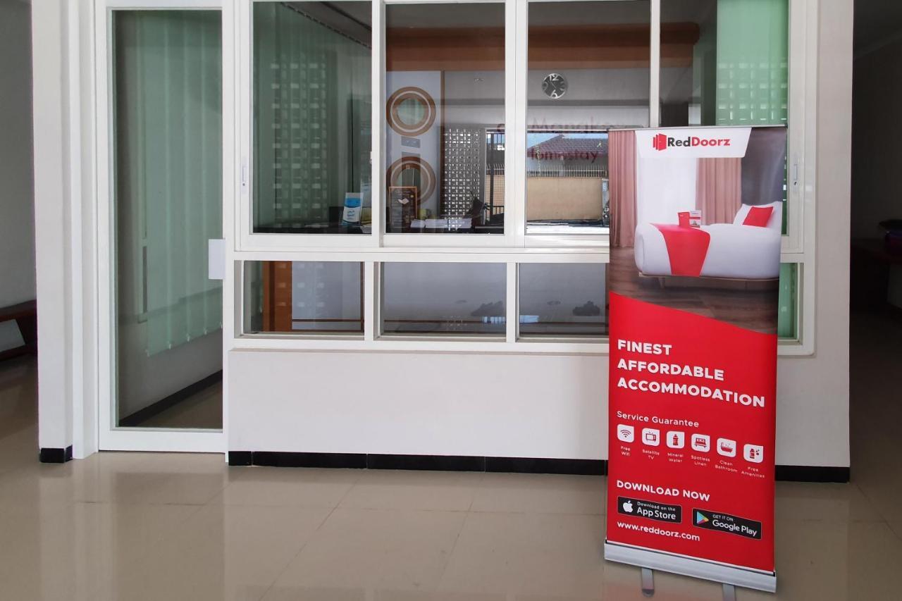 Bonorejo Reddoorz Syariah Near Solo Paragon Mall 2 מראה חיצוני תמונה