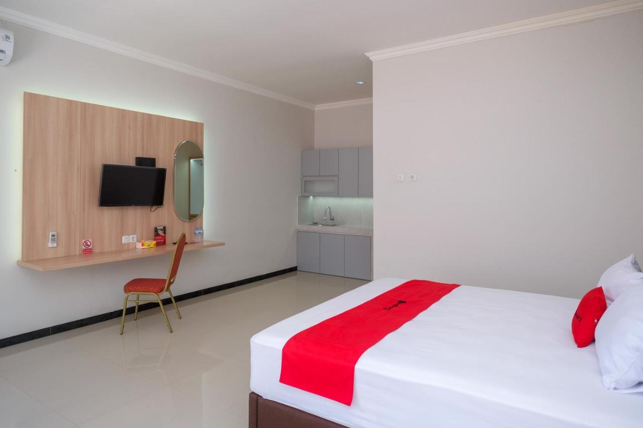 Bonorejo Reddoorz Syariah Near Solo Paragon Mall 2 מראה חיצוני תמונה