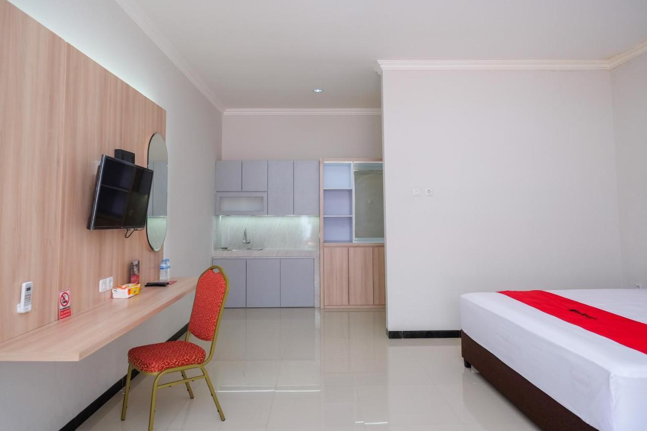 Bonorejo Reddoorz Syariah Near Solo Paragon Mall 2 מראה חיצוני תמונה